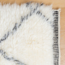Load image into Gallery viewer, Phoenix Moroccan Rug
