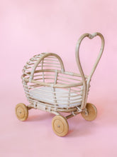 Load image into Gallery viewer, Harlow Pram
