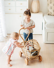 Load image into Gallery viewer, Harlow Pram

